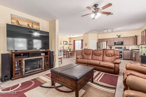 354 E Harold Dr, San Tan Valley, AZ 85140