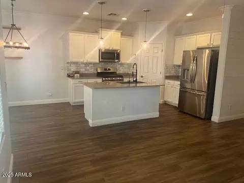 Kitchen - 3361 E Sierra Madre Ave, Gilbert, AZ 85296 photo 1 of 1
