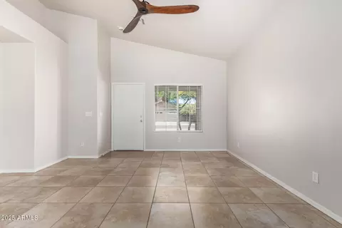 Living - 4029 W Hackamore Dr, Phoenix, AZ 85083 photo 3 of 4
