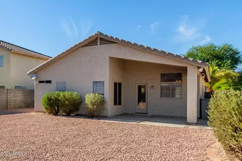 Exterior - 4029 W Hackamore Dr, Phoenix, AZ 85083 photo 9 of 10
