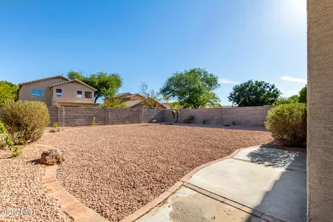 Exterior - 4029 W Hackamore Dr, Phoenix, AZ 85083 photo 5 of 10
