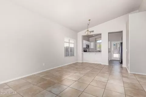 Living - 4029 W Hackamore Dr, Phoenix, AZ 85083 photo 2 of 4