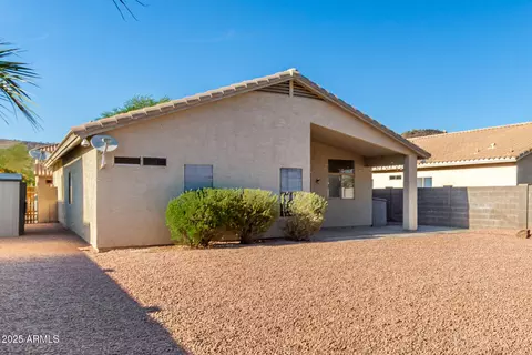 Exterior - 4029 W Hackamore Dr, Phoenix, AZ 85083 photo 7 of 10