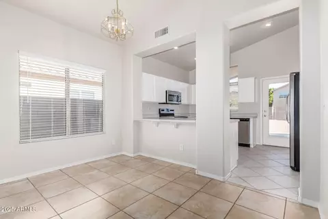 Dining - 4029 W Hackamore Dr, Phoenix, AZ 85083 photo 1 of 1