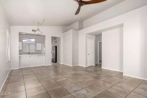 Living - 4029 W Hackamore Dr, Phoenix, AZ 85083 photo 1 of 4