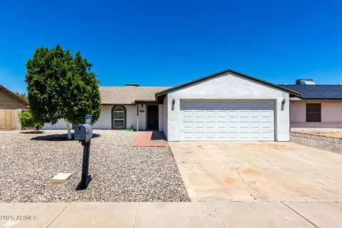 5610 W Sunnyslope Ln, Glendale, AZ 85302