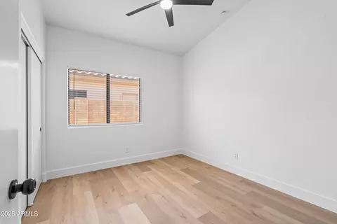 3905 E Kristal Way, Phoenix, AZ 85050 photo 22