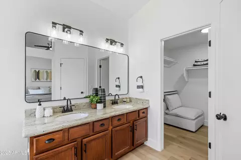 3905 E Kristal Way, Phoenix, AZ 85050 photo 20