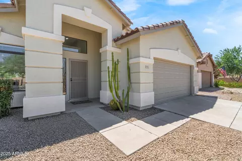3905 E Kristal Way, Phoenix, AZ 85050 photo 9