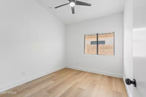 3905 E Kristal Way, Phoenix, AZ 85050 photo 21