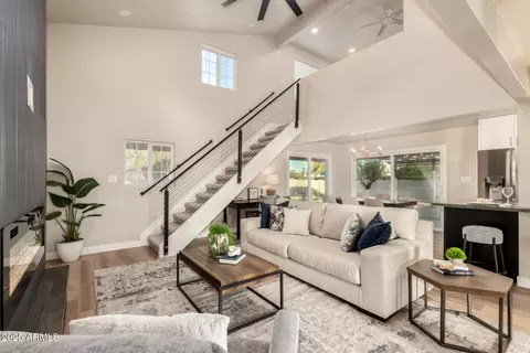 9527 E Lawndale Pl, Sun Lakes, AZ 85248