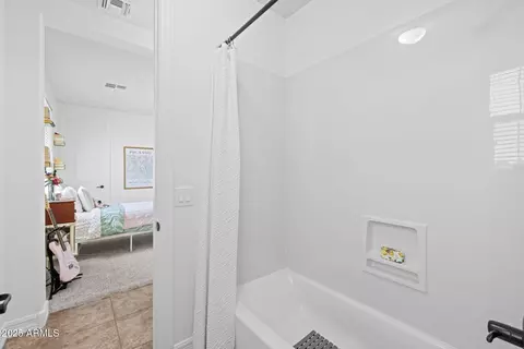 Bath - 10439 E Starion Ave, Mesa, AZ 85212 photo 5 of 6