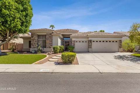 3763 S Rosemary Dr, Chandler, AZ 85248