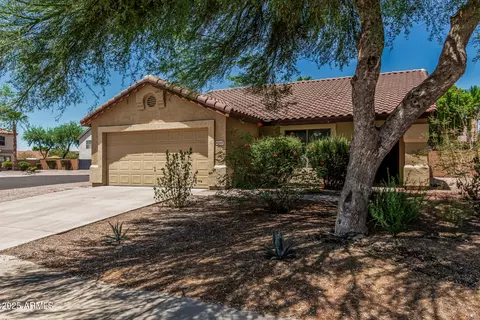 Exterior - 10548 E Balmoral Ave, Mesa, AZ 85208 photo 3 of 7