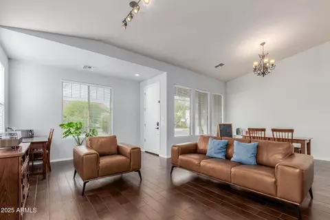 3365 E Aris Dr, Gilbert, AZ 85298 photo 5
