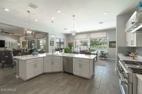 960 E Reliant St, Gilbert, AZ 85298 photo 9