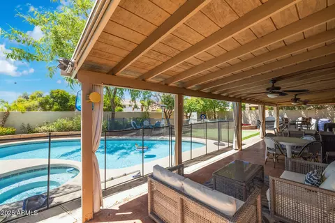3921 E Desert Flower Ln, Phoenix, AZ 85044 photo 31