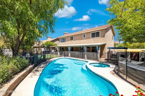 3921 E Desert Flower Ln, Phoenix, AZ 85044 photo 32