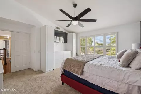 3921 E Desert Flower Ln, Phoenix, AZ 85044 photo 23