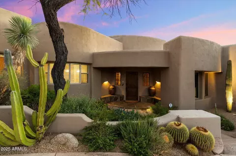 9555 E Celestial Dr, Scottsdale, AZ 85262