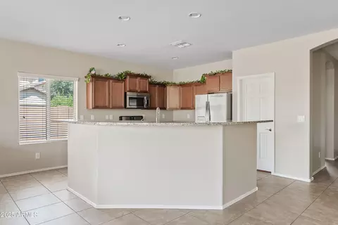 Kitchen - 11035 E Topaz Ave, Mesa, AZ 85212 photo 1 of 5