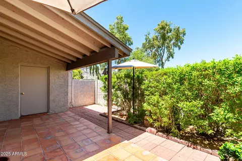 Exterior - 1102 E Cheryl Dr, Phoenix, AZ 85020 photo 7 of 10