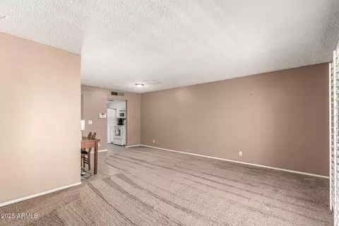 Living - 1102 E Cheryl Dr, Phoenix, AZ 85020 photo 4 of 4