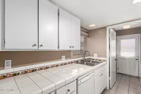 Other - 1102 E Cheryl Dr, Phoenix, AZ 85020 photo 1 of 8