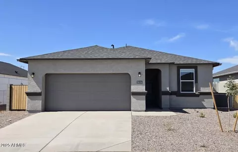 5636 E Axle Ln, San Tan Valley, AZ 85140