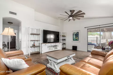1919 S Valley Dr, Apache Junction, AZ 85120 photo 9
