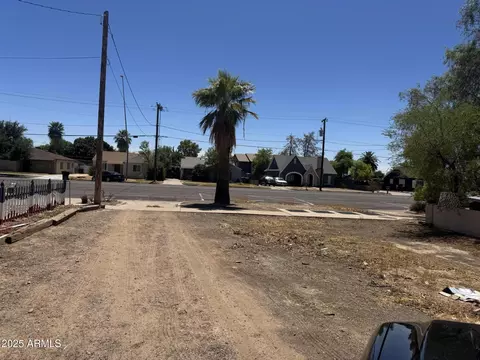 54 E 2nd Ave #-, Mesa, AZ 85210