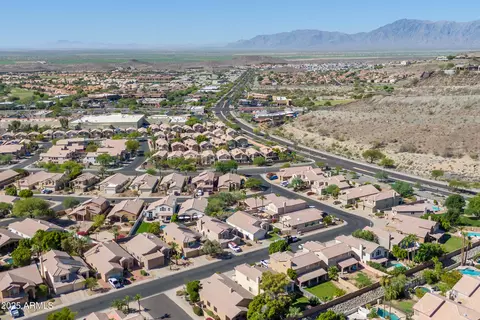 View/Area - 1349 E Sapium Way, Phoenix, AZ 85048 photo 3 of 7