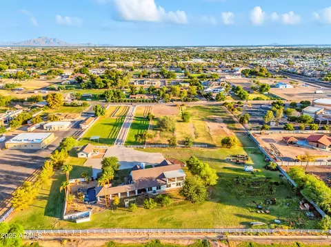 View/Area - 140 E Pony Ln, Gilbert, AZ 85295 photo 5 of 8