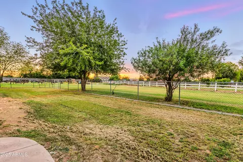 Exterior - 140 E Pony Ln, Gilbert, AZ 85295 photo 37 of 40
