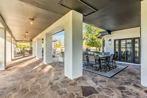 Exterior - 140 E Pony Ln, Gilbert, AZ 85295 photo 8 of 40
