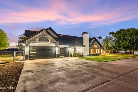 Exterior - 140 E Pony Ln, Gilbert, AZ 85295 photo 2 of 40