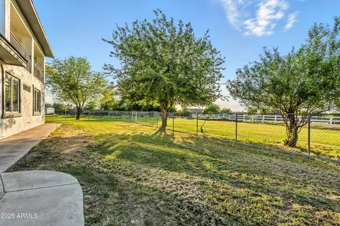 Exterior - 140 E Pony Ln, Gilbert, AZ 85295 photo 33 of 40