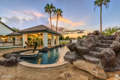 Exterior - 140 E Pony Ln, Gilbert, AZ 85295 photo 18 of 40