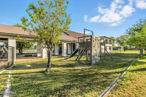 Exterior - 140 E Pony Ln, Gilbert, AZ 85295 photo 12 of 40