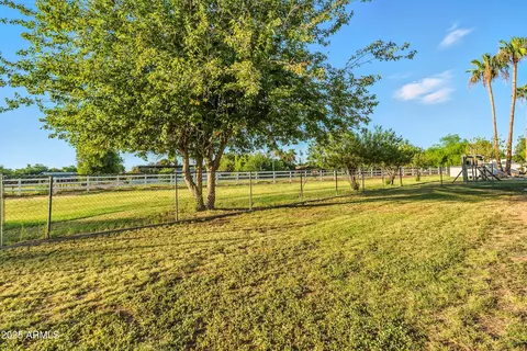 Exterior - 140 E Pony Ln, Gilbert, AZ 85295 photo 31 of 40