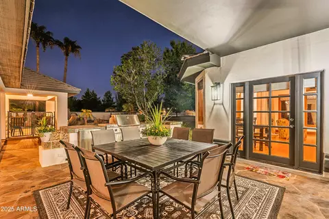 Exterior - 140 E Pony Ln, Gilbert, AZ 85295 photo 9 of 40