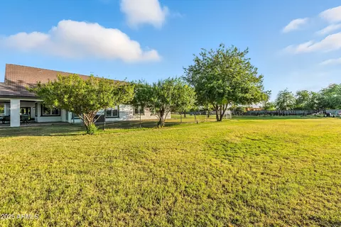 Exterior - 140 E Pony Ln, Gilbert, AZ 85295 photo 32 of 40