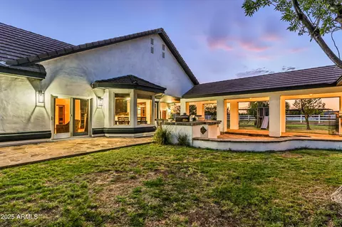 Exterior - 140 E Pony Ln, Gilbert, AZ 85295 photo 10 of 40