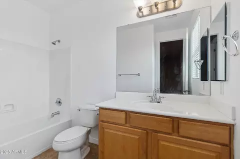 Bath - 2717 E Flower Ct, Gilbert, AZ 85298 photo 8 of 9
