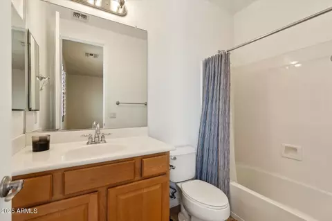 Bath - 2717 E Flower Ct, Gilbert, AZ 85298 photo 7 of 9