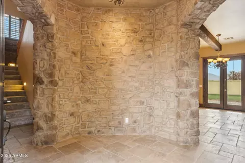 Entry Way - 2717 E Flower Ct, Gilbert, AZ 85298 photo 2 of 4