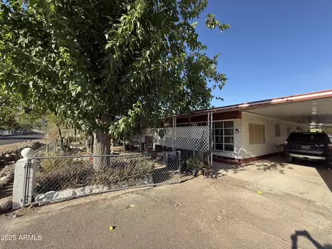 34720 S Bertha St, Black Canyon City, AZ 85324