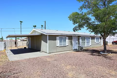 244 N Hawes Rd, Mesa, AZ 85207