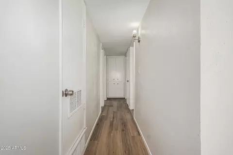 Entry Way - 4641 S 17th Pl, Phoenix, AZ 85040 photo 1 of 1