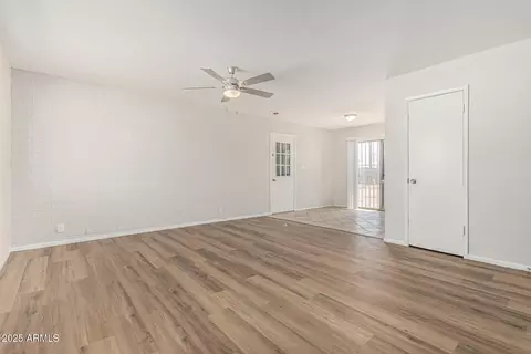 Living - 4641 S 17th Pl, Phoenix, AZ 85040 photo 3 of 3